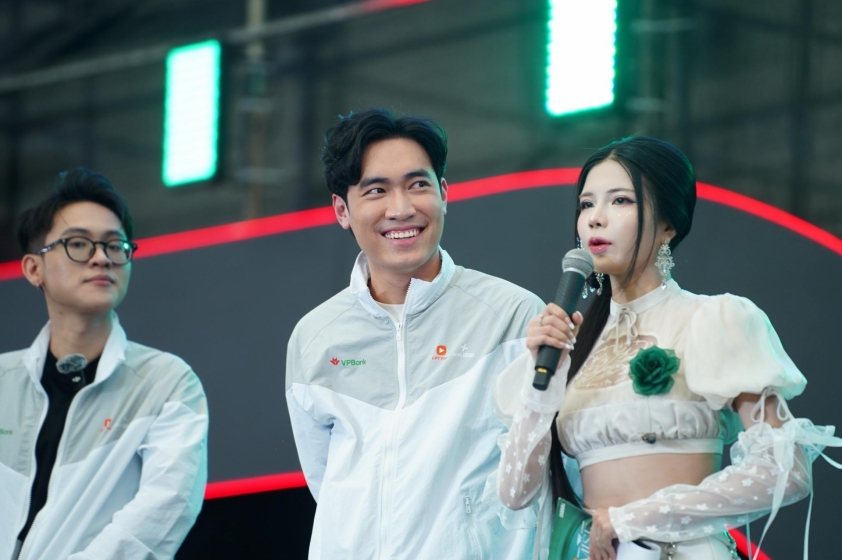 Cộng đồng quốc tế khen ngợi trận giao hữu T1 vs All-Star Việt Nam_695ba43463268.png